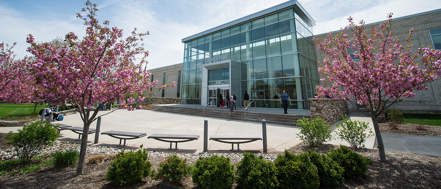 central-campus-1440×617